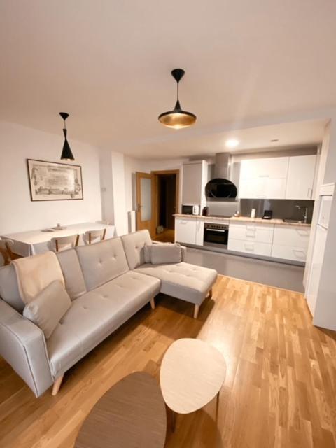 Apartamentos Laurel Logroño Eksteriør bilde